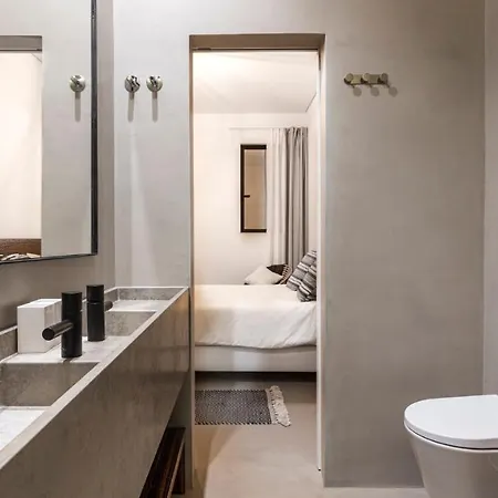 Apartment Plum Guide - Rising Tide