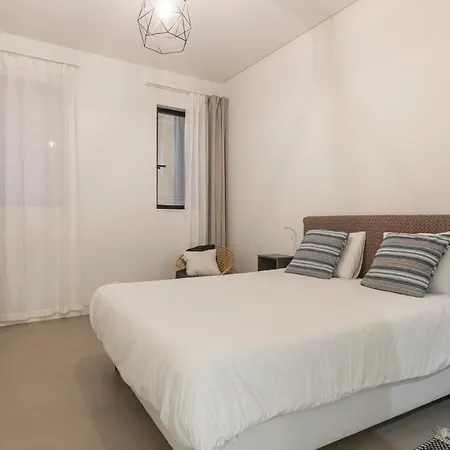 Plum Guide - Rising Tide Apartment *